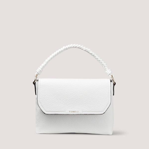 Encapsulating a bohemian charm, the white Eva shoulder bag is characterised by its artfully braided handle.