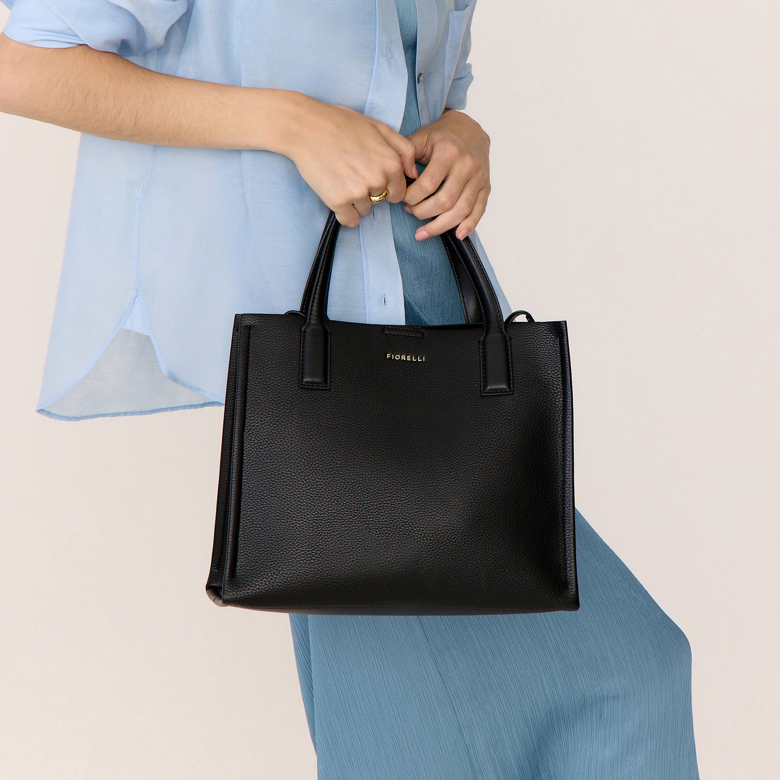 Cassidy Tote Black Fiorelli