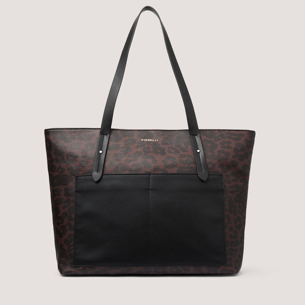 With front pockets, the leopard Austyn tote bag allows swift access to the essentials.