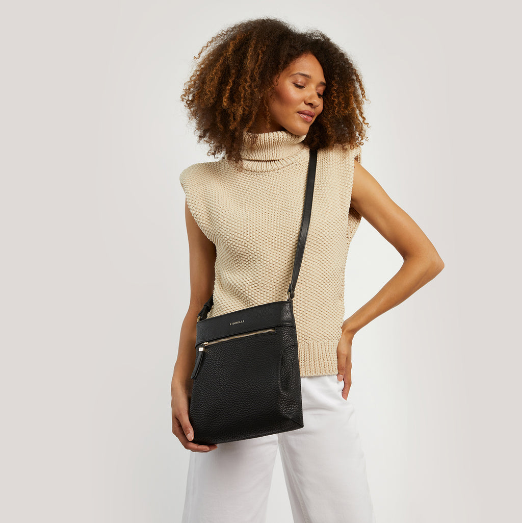 A.n.a Erika Small Crossbody Bag