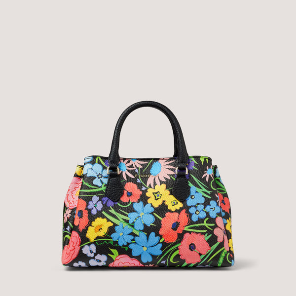 The Paloma mini handbag in black floral print features a detachable and adjustable shoulder strap and three practical compartments.