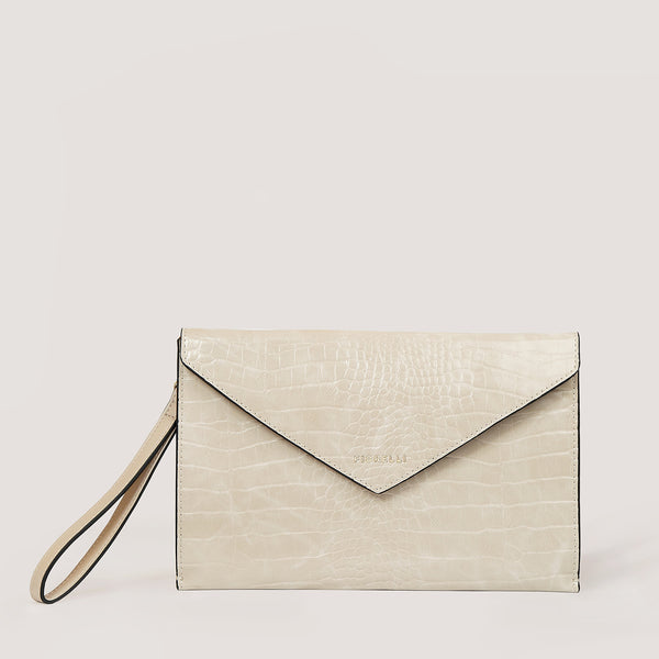  Ophelia is an elegant envelope style which is classic yet practical, in a new birch croc finish. 